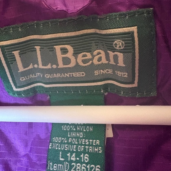 L.L. Bean Purple Hooded Lightweight Insulated Rain Jacket Size 14/16 - Picture 6 of 9